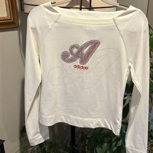 adidas super soft embroidered tee shirt size small